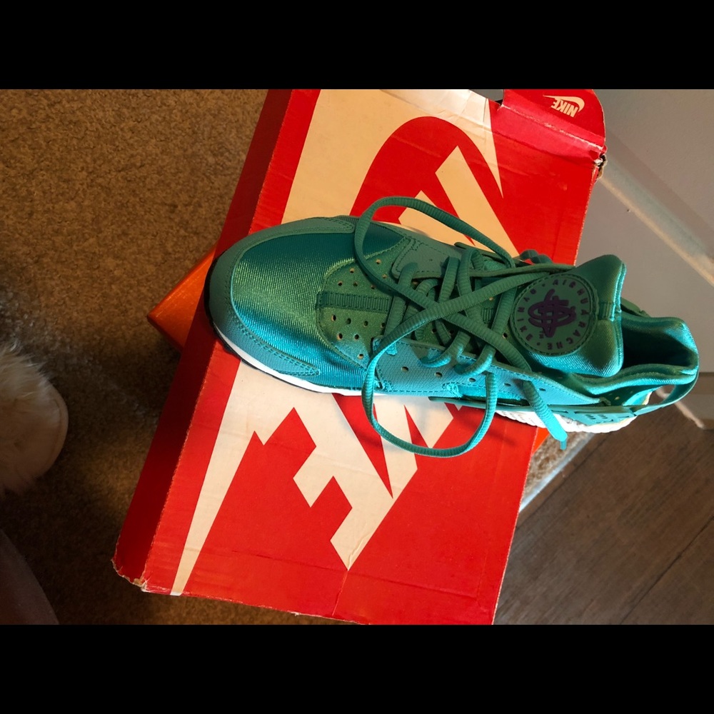 Nike Air Huaraches